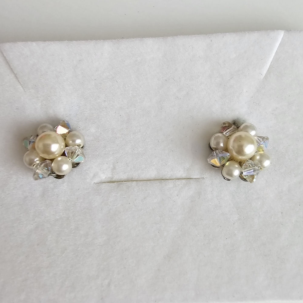 Vintage Pearl Aurora Borealis AB Bead Cluster Clip on Earrings